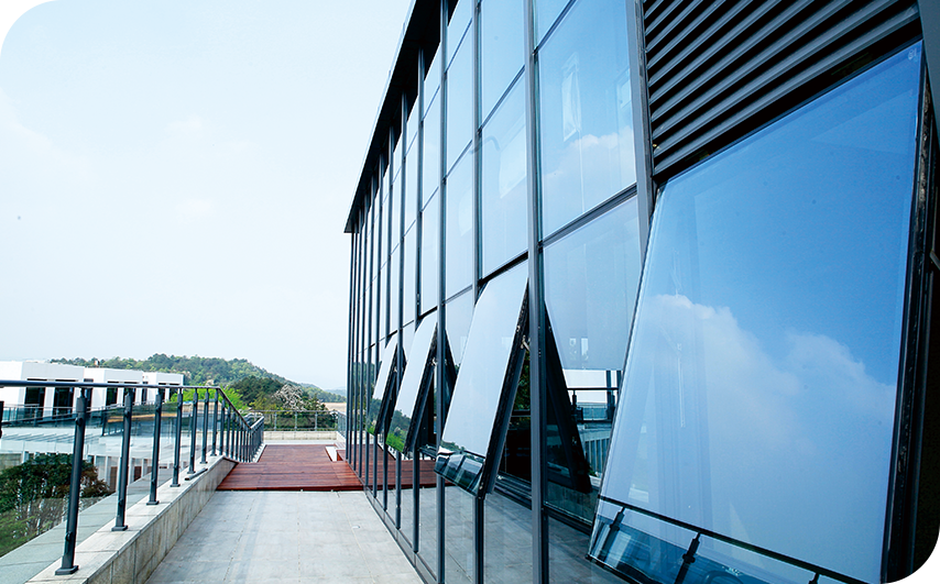 Zhejiang Ruiguan Door and Window Co., Ltd.